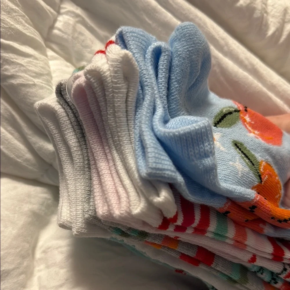 6 pairs Various colors of FRUIT Pattern Low Cut Socks -so cute!